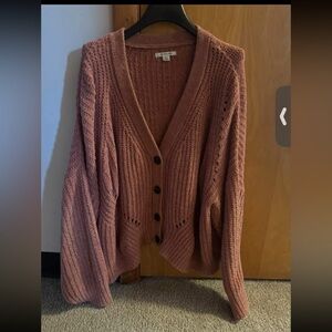 American Eagle Size Medium Cardigan Nit Button Up and Down